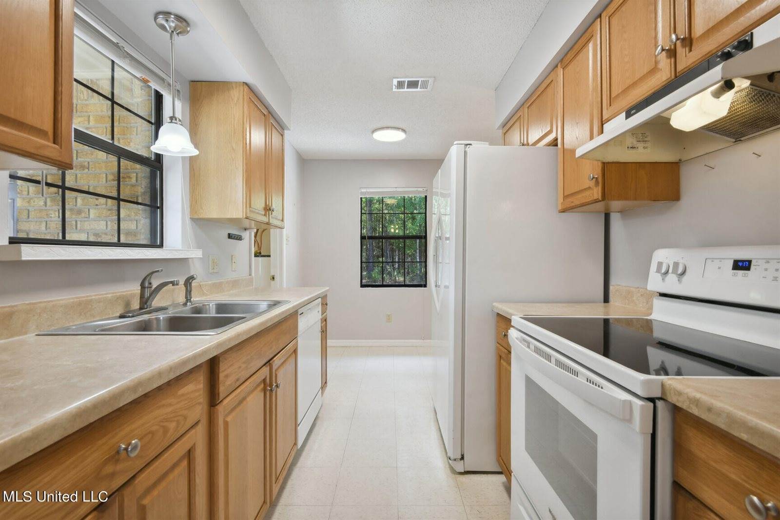 1007 Rue De Lasalle Street, Waveland, MS 39576