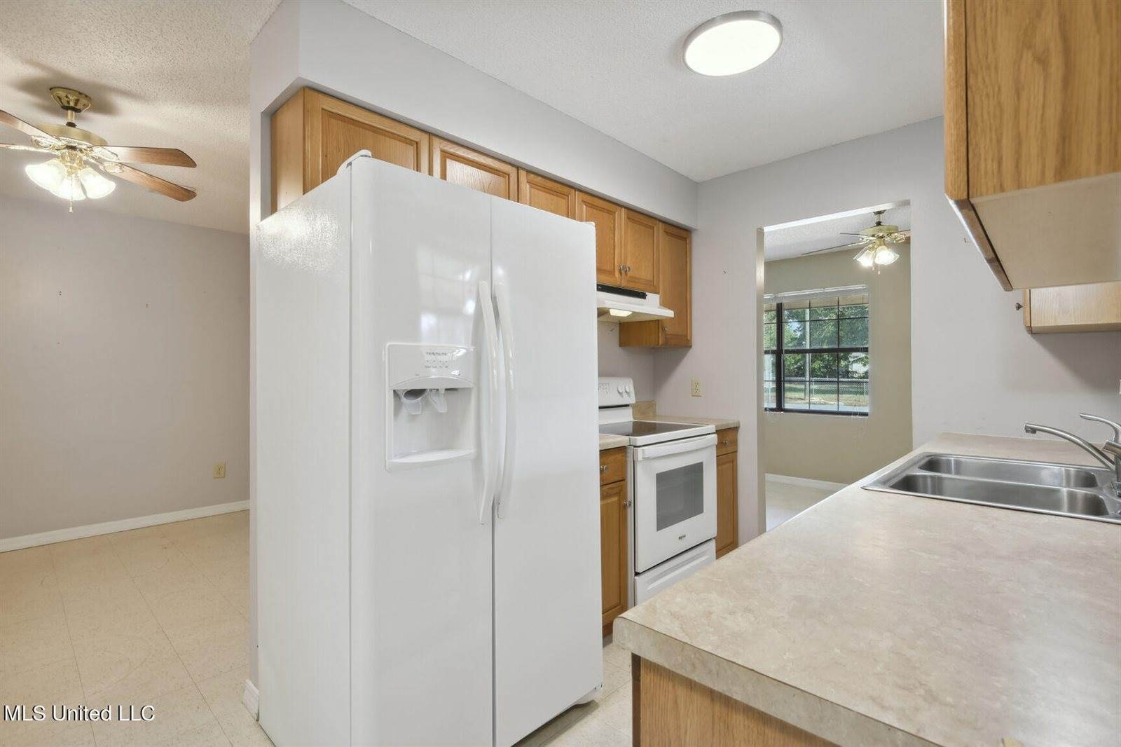 1007 Rue De Lasalle Street, Waveland, MS 39576