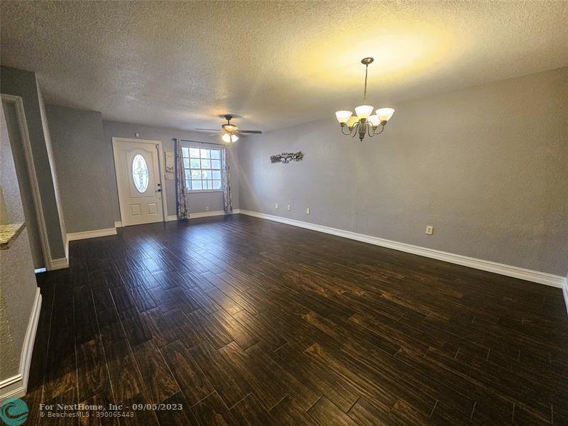 19328 NW 53rd Pl, Miami Gardens, FL 33055