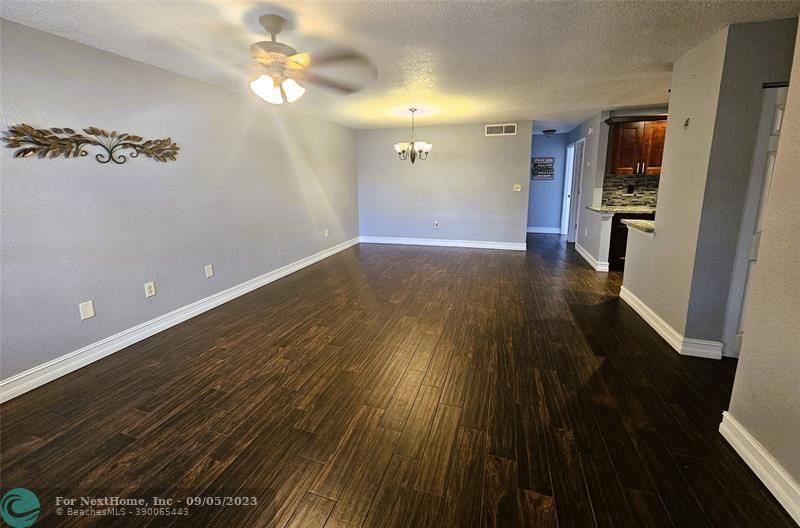 19328 NW 53rd Pl, Miami Gardens, FL 33055