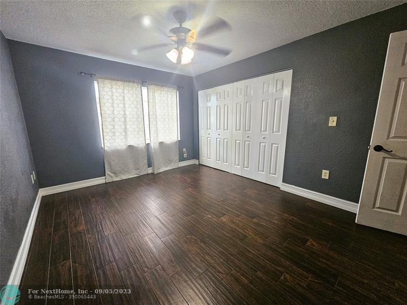 19328 NW 53rd Pl, Miami Gardens, FL 33055