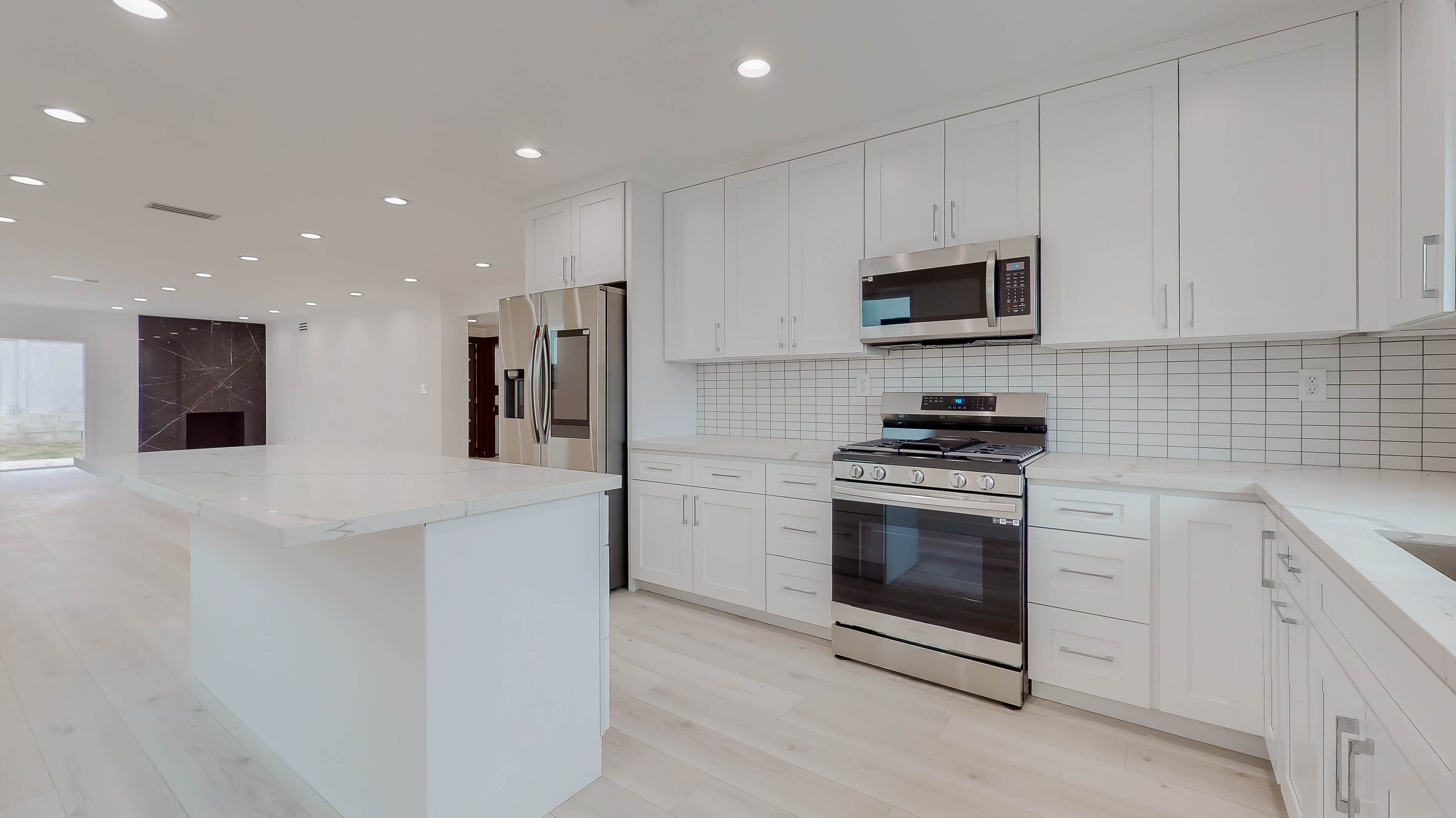 19737 Hemmingway Street, Winnetka, CA 91306