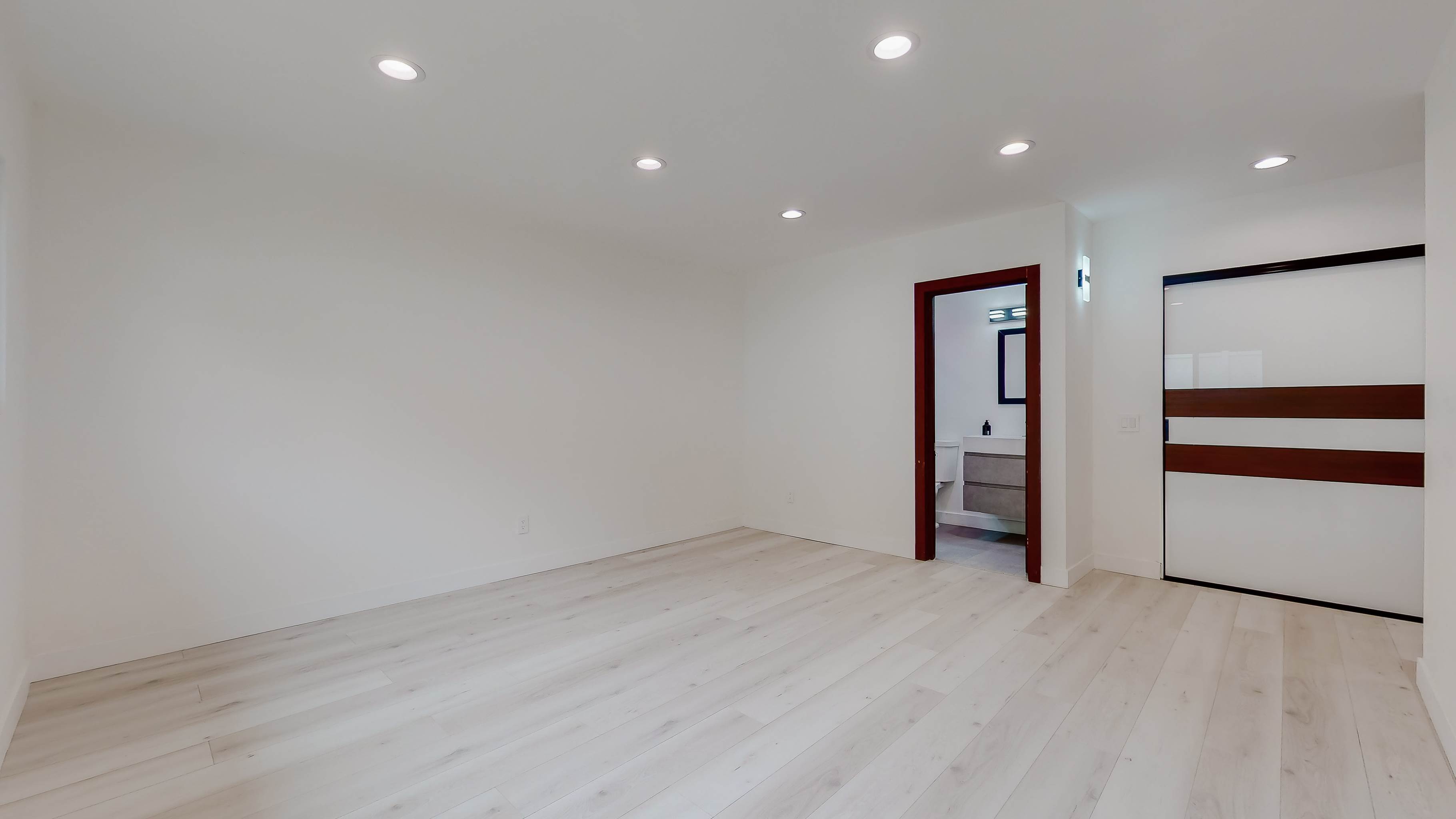 19737 Hemmingway Street, Winnetka, CA 91306