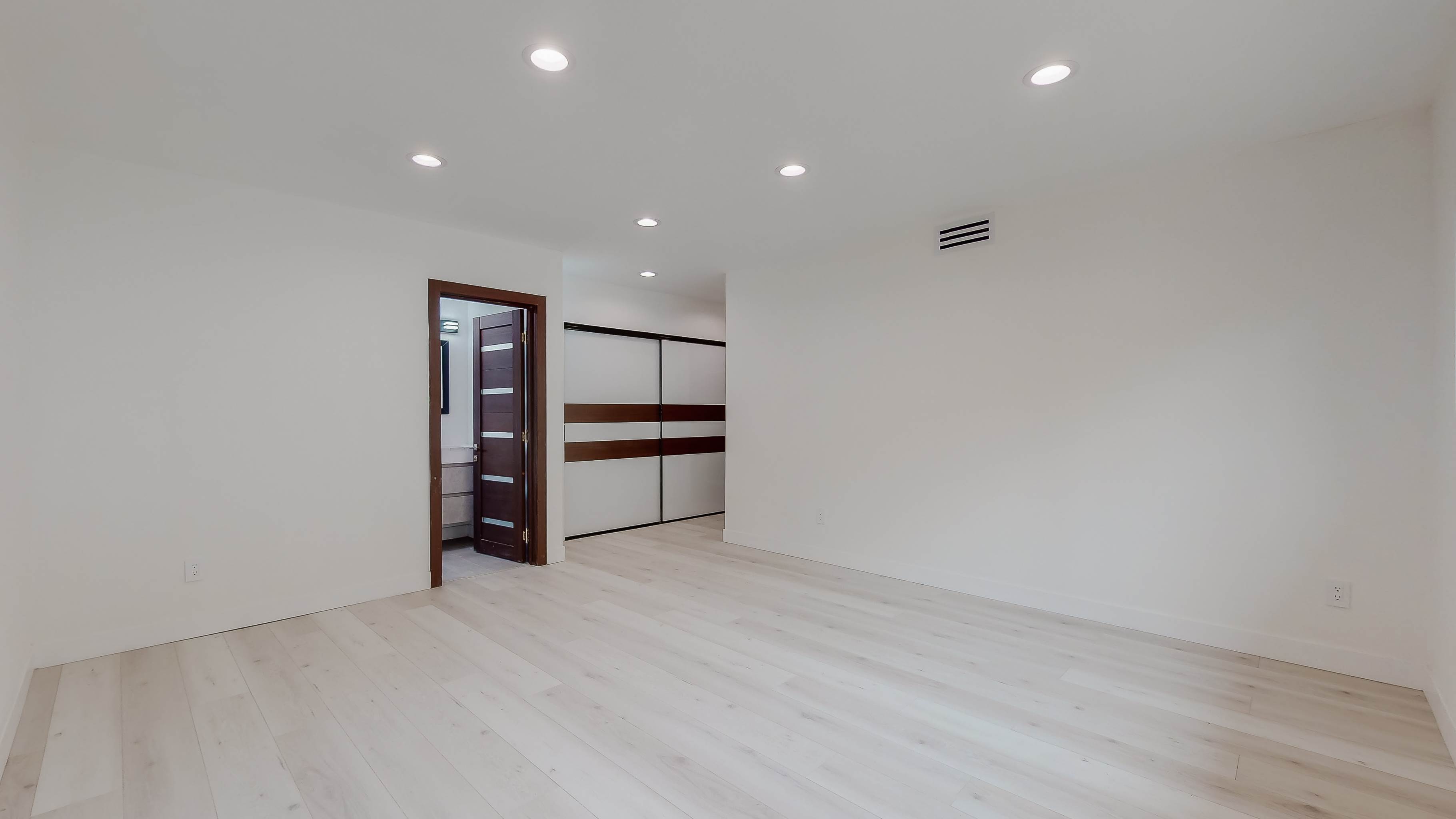 19737 Hemmingway Street, Winnetka, CA 91306