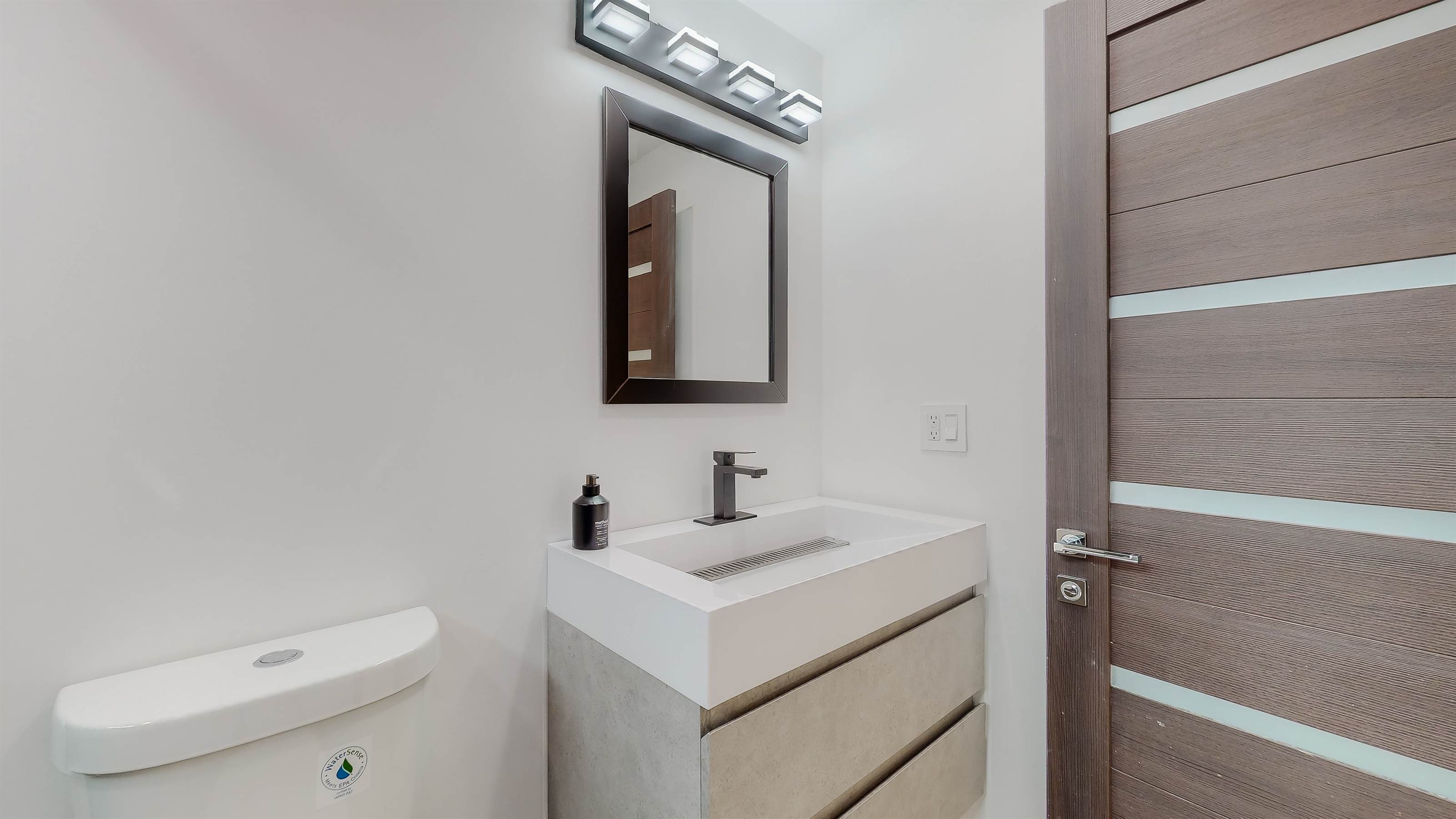 19737 Hemmingway Street, Winnetka, CA 91306