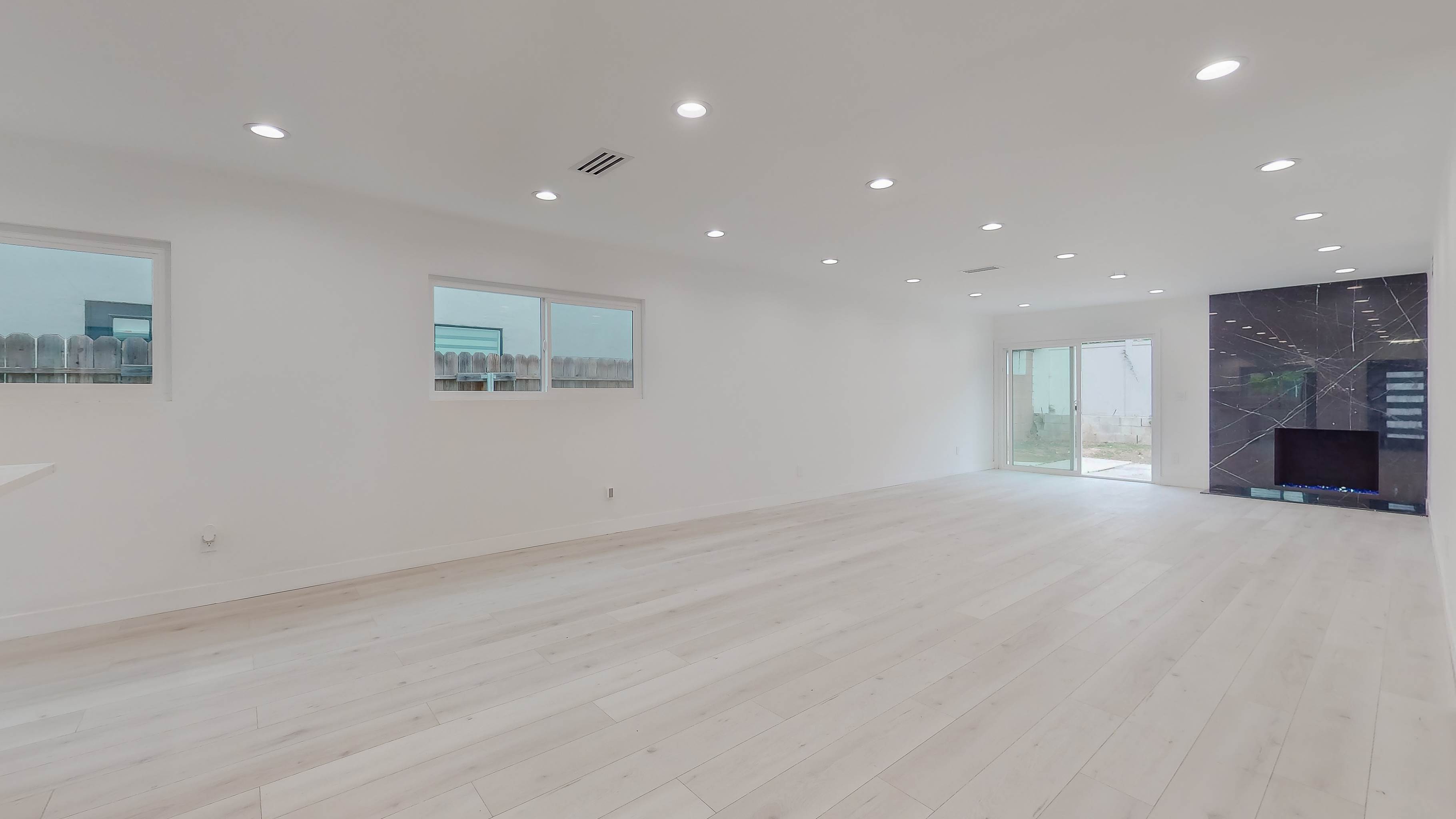 19737 Hemmingway Street, Winnetka, CA 91306