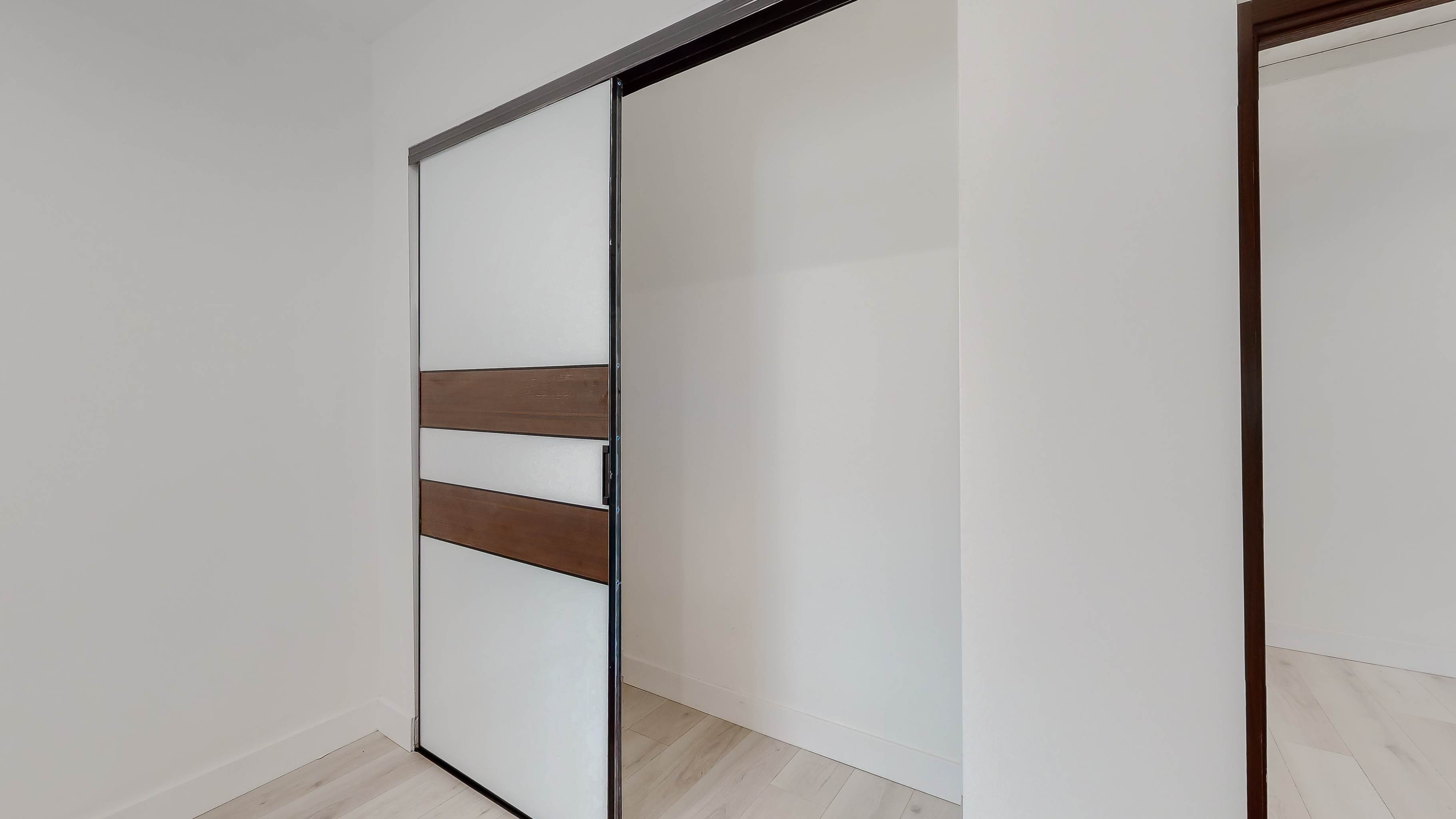 19737 Hemmingway Street, Winnetka, CA 91306