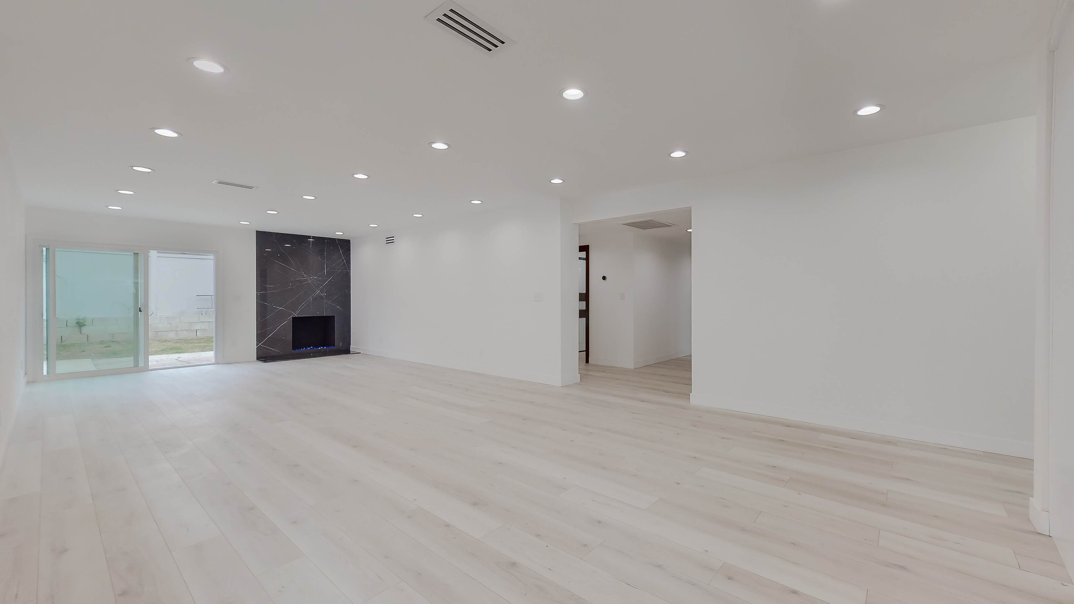 19737 Hemmingway Street, Winnetka, CA 91306