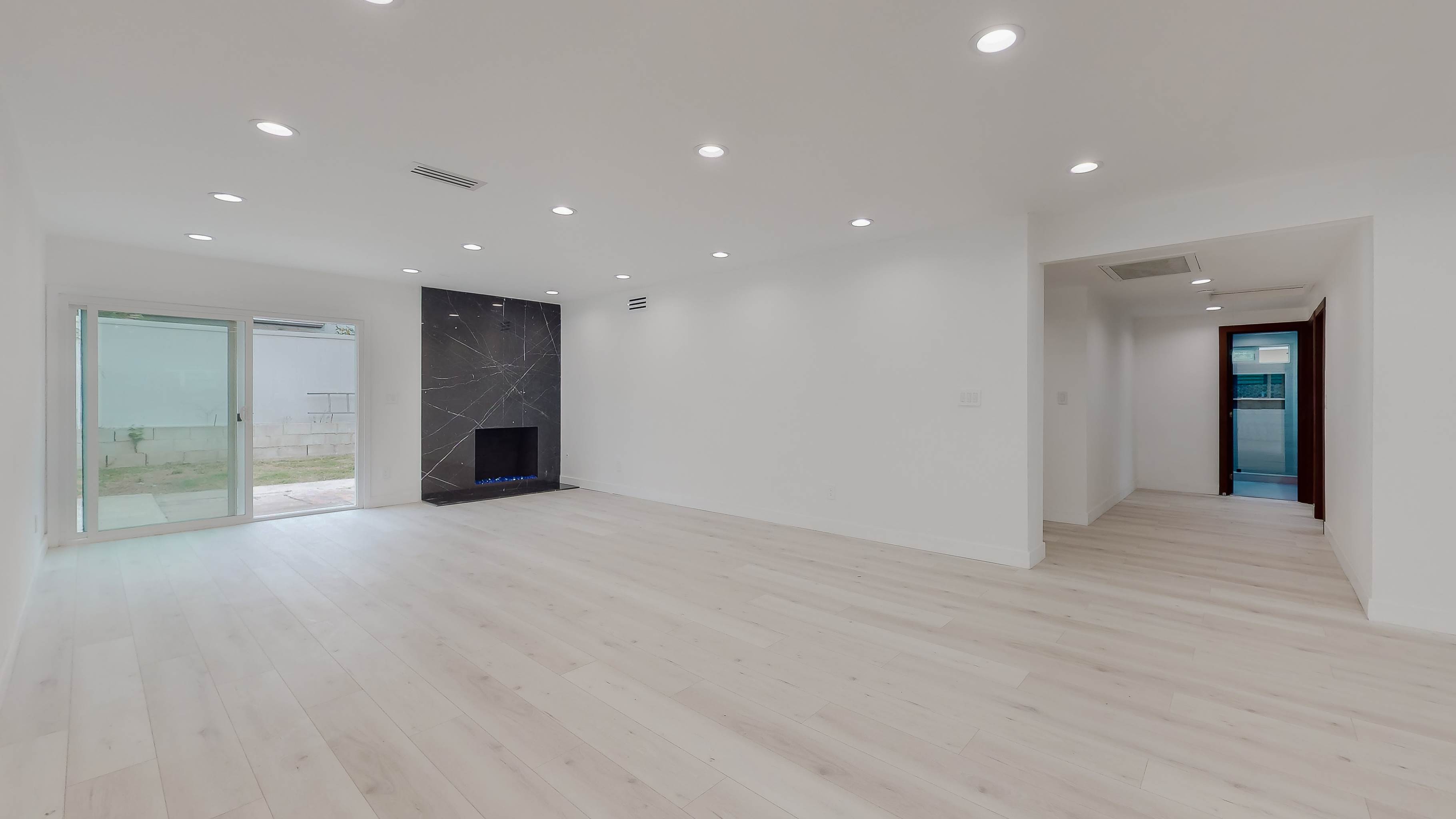 19737 Hemmingway Street, Winnetka, CA 91306