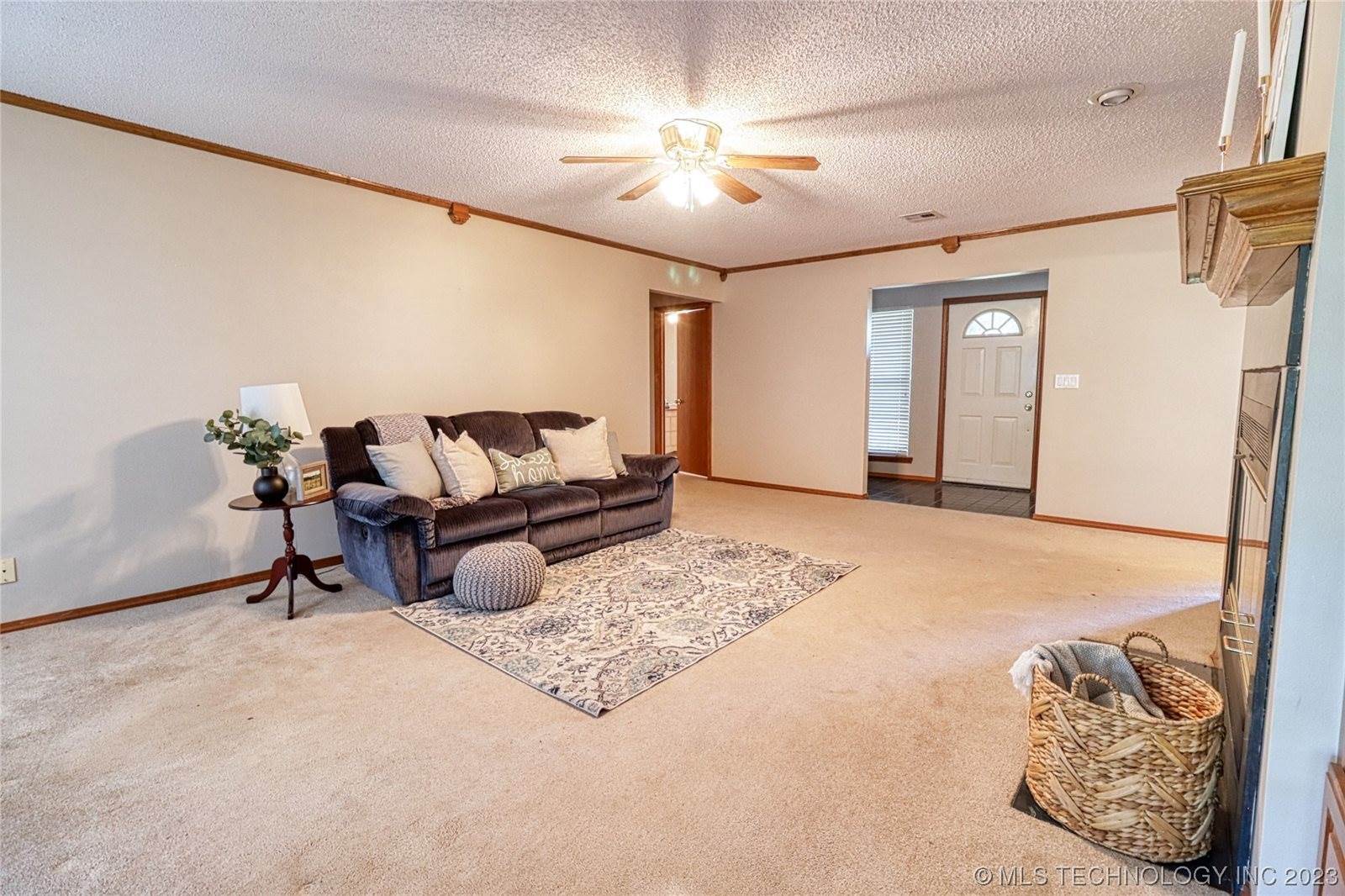 411658 Hwy 9, Eufaula, OK 74432