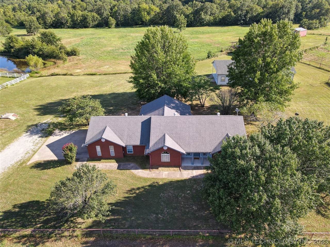 411658 Hwy 9, Eufaula, OK 74432