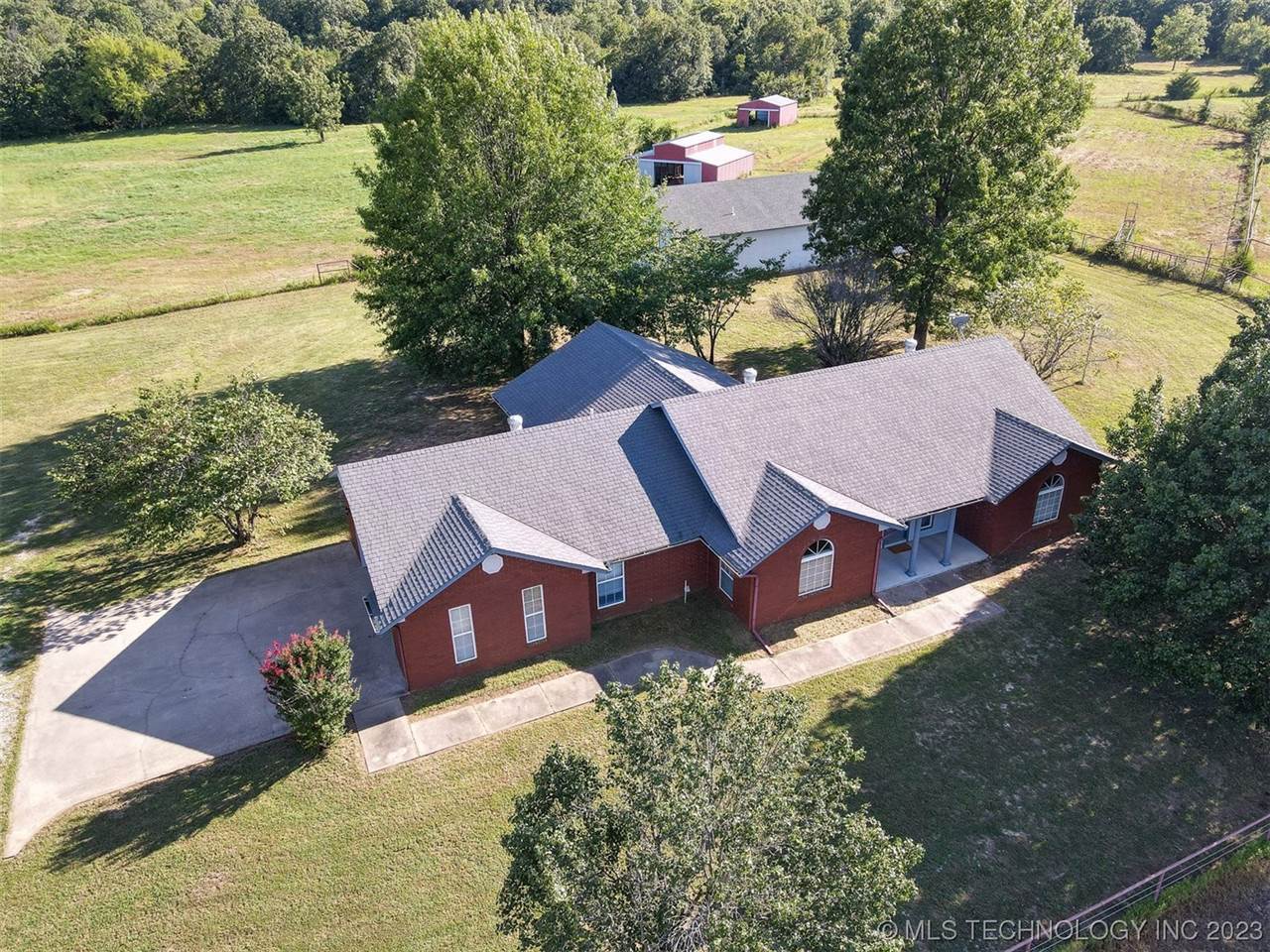 411658 Hwy 9, Eufaula, OK 74432