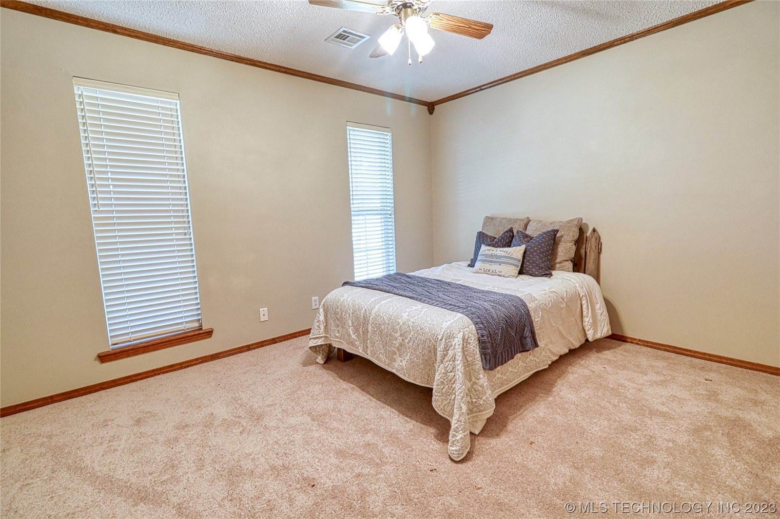 411658 Hwy 9, Eufaula, OK 74432