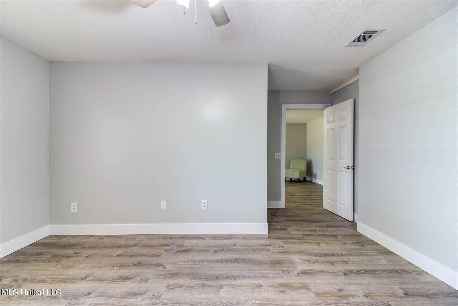 8386 County Farm Road, Long Beach, MS 39560