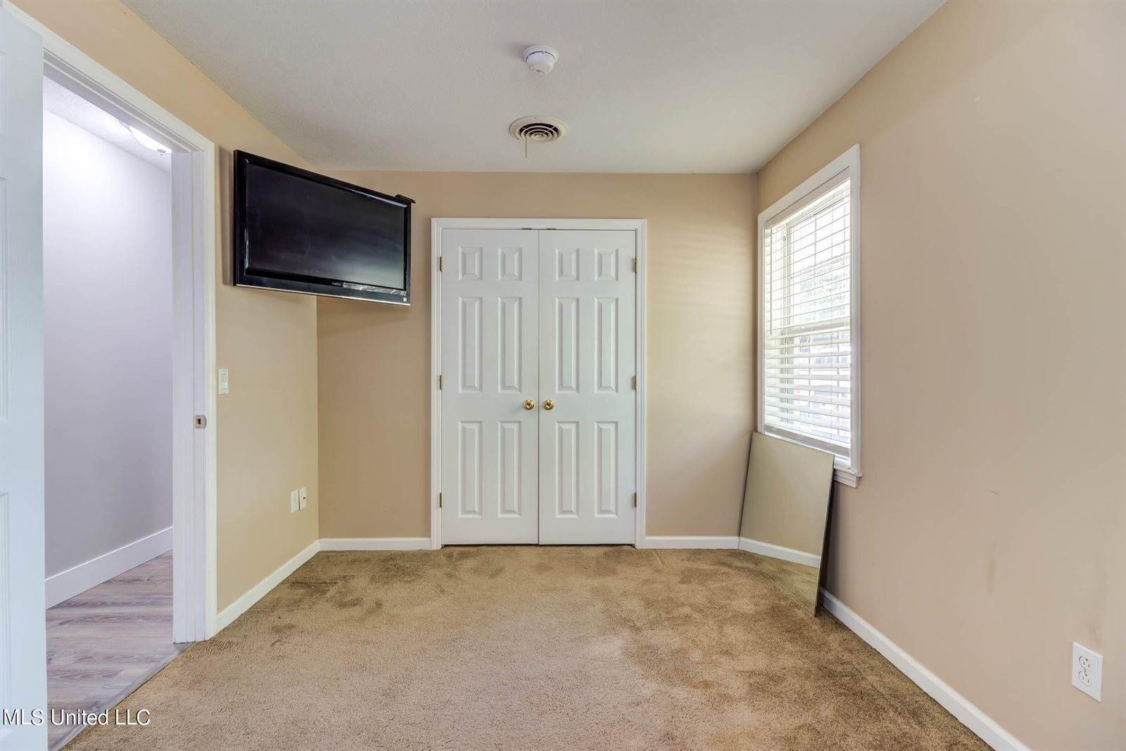 8386 County Farm Road, Long Beach, MS 39560