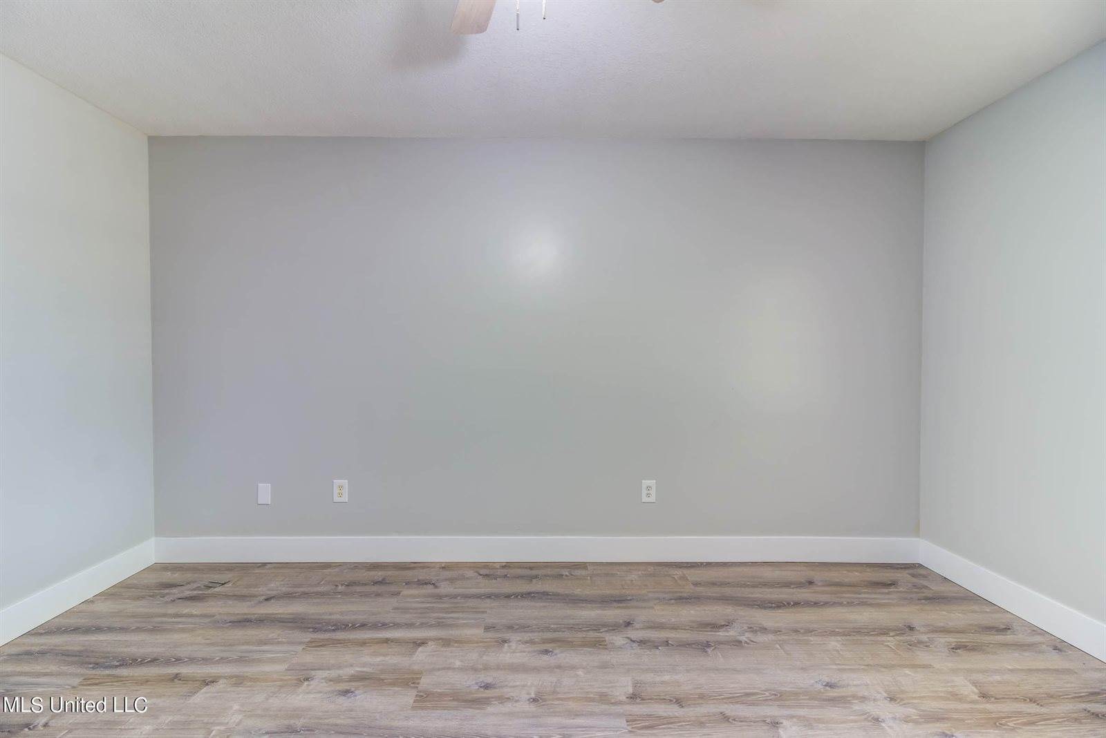 8386 County Farm Road, Long Beach, MS 39560