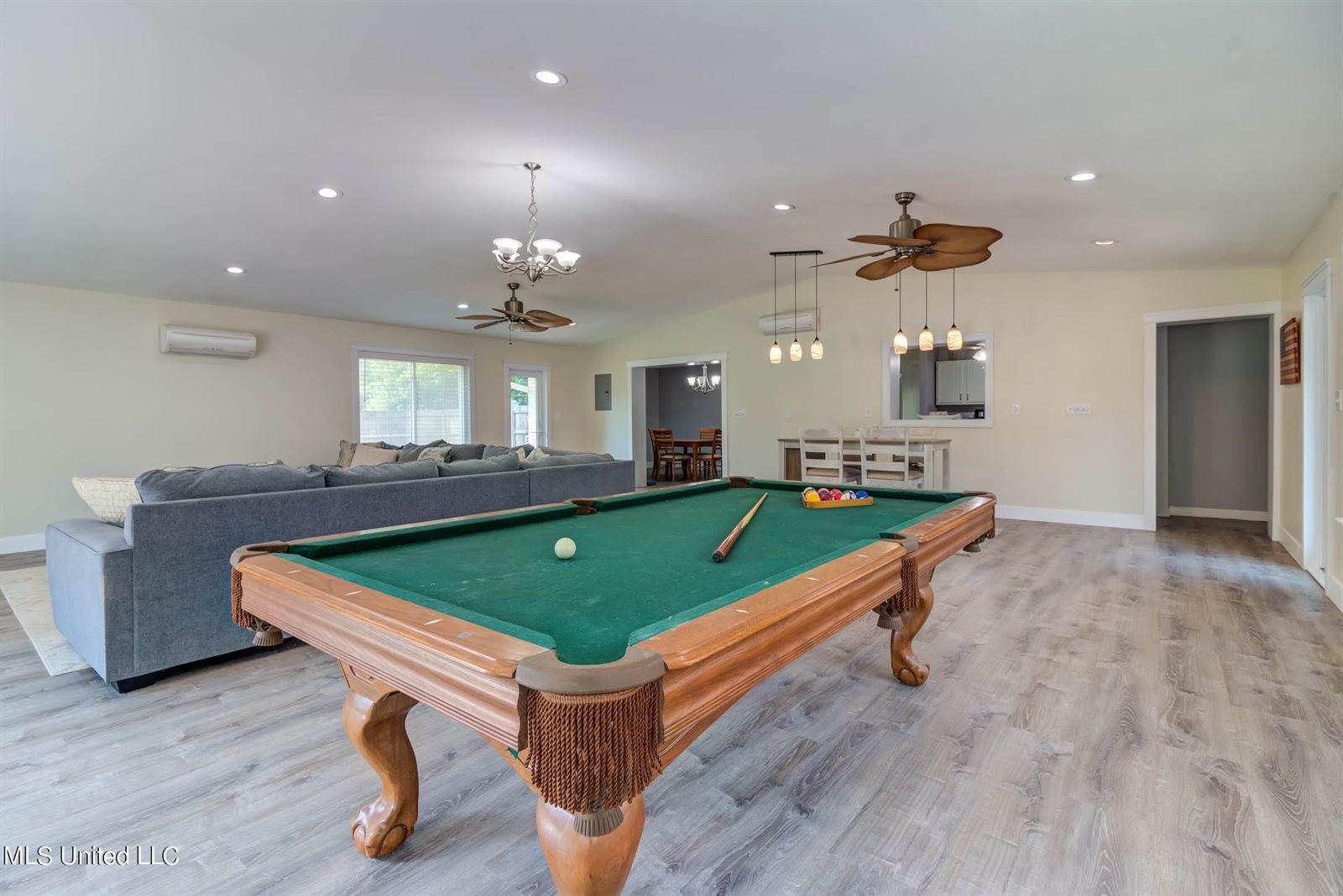 8386 County Farm Road, Long Beach, MS 39560