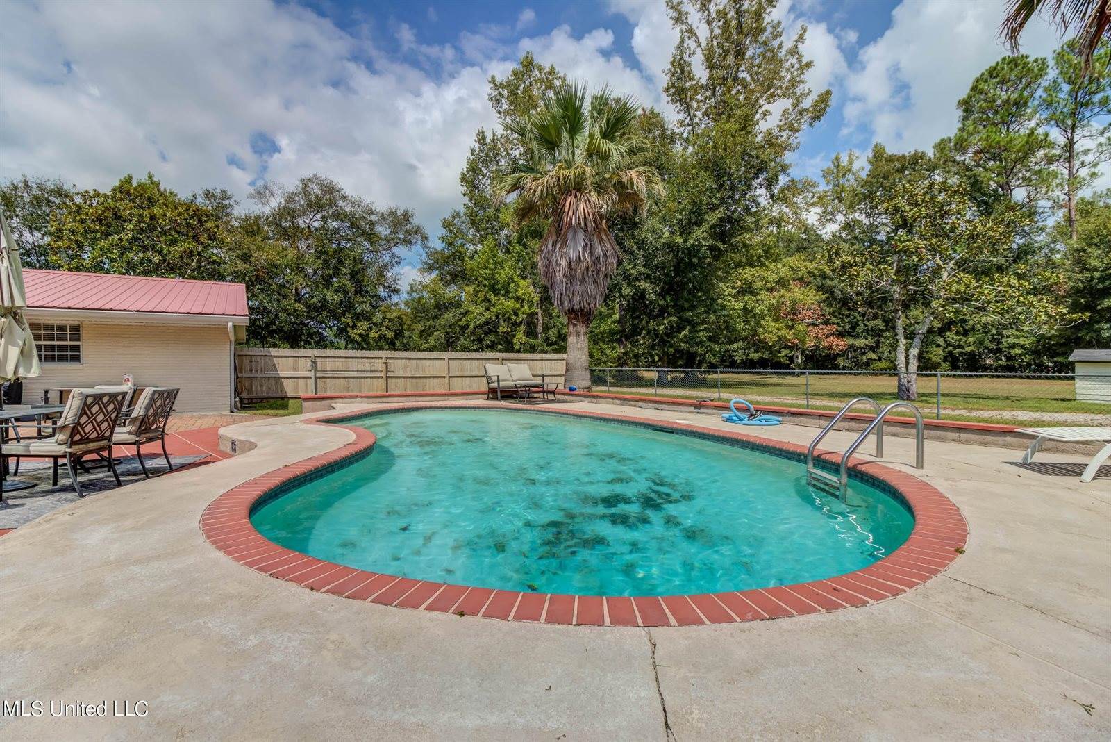 8386 County Farm Road, Long Beach, MS 39560