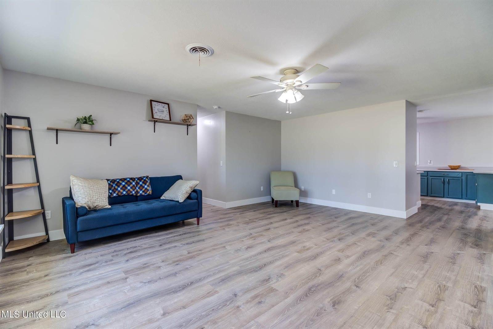 8386 County Farm Road, Long Beach, MS 39560