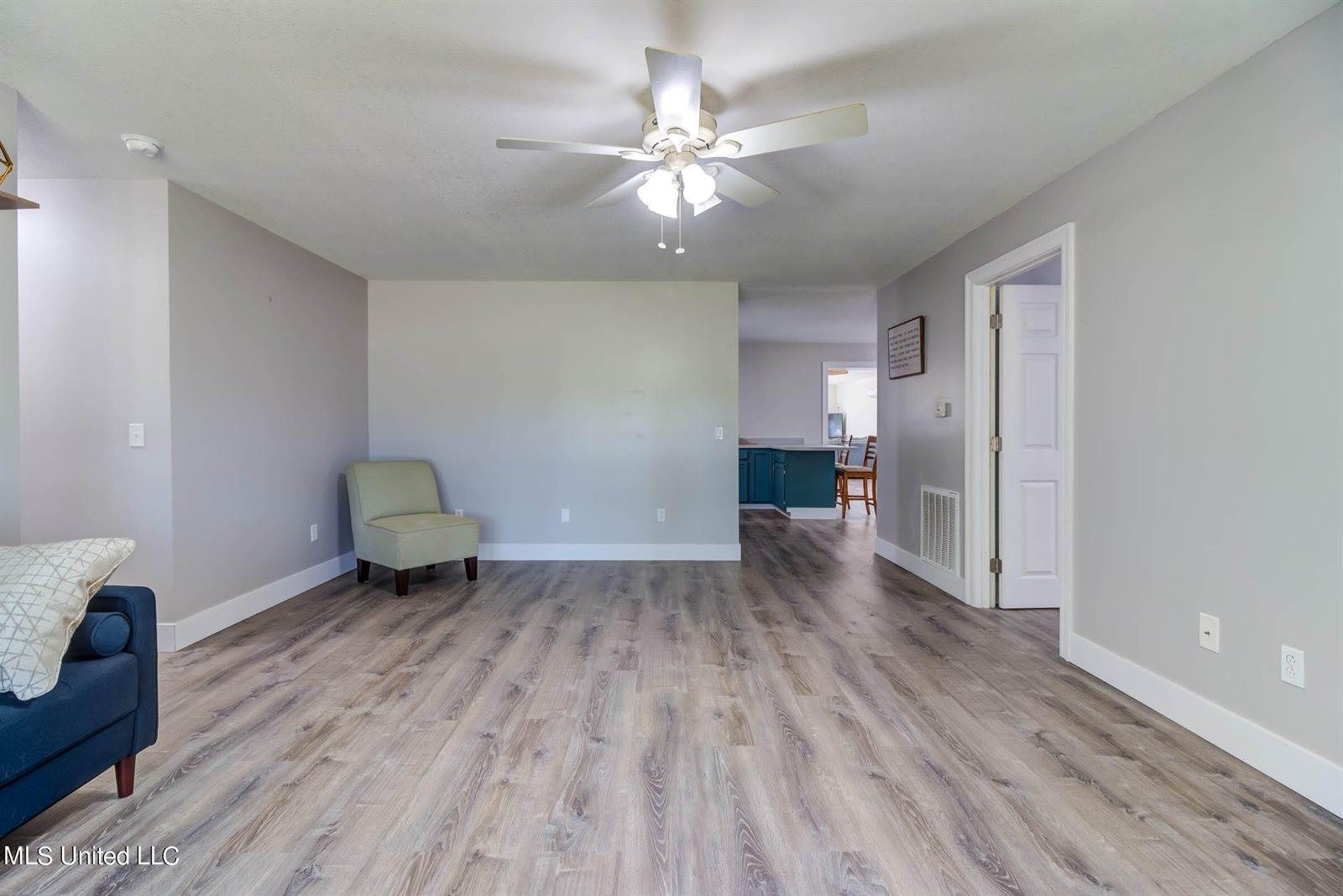 8386 County Farm Road, Long Beach, MS 39560