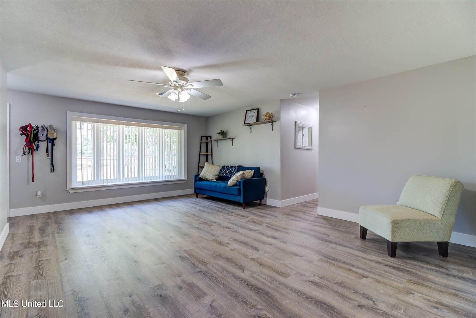 8386 County Farm Road, Long Beach, MS 39560