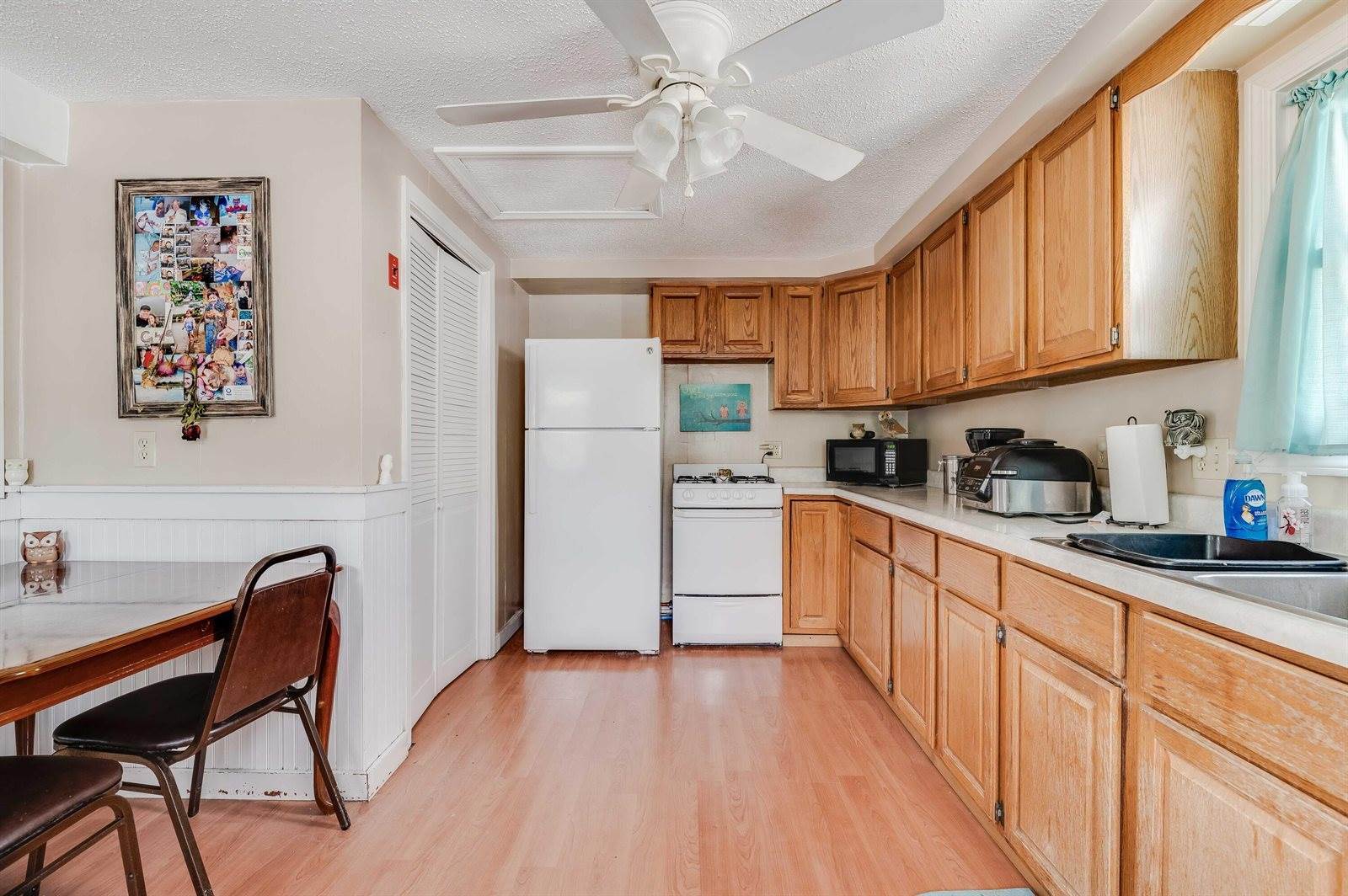 123 Thorton Road, Bangor, ME 04401