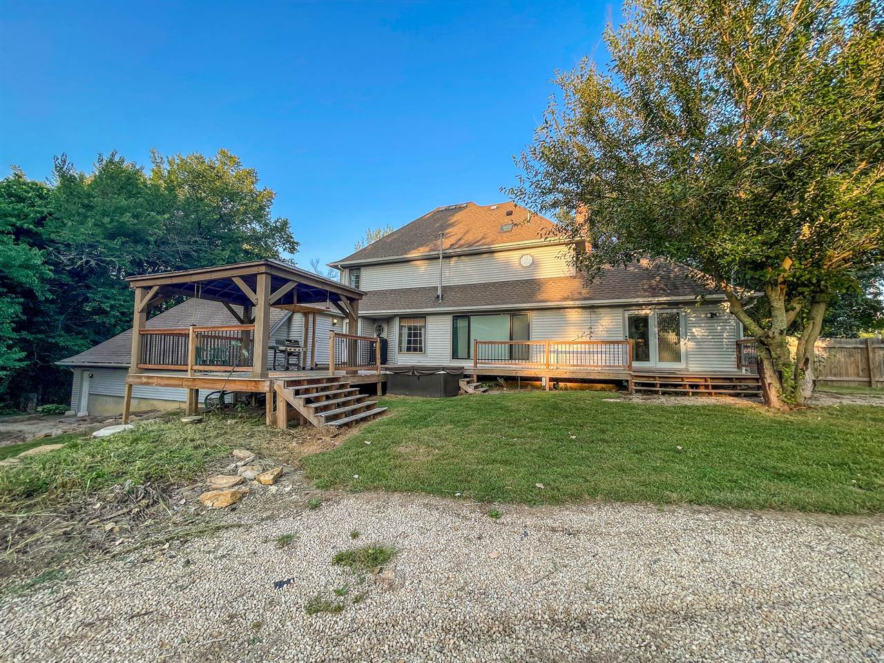 4715 SE Tecumseh Rd, Berryton, KS 66409