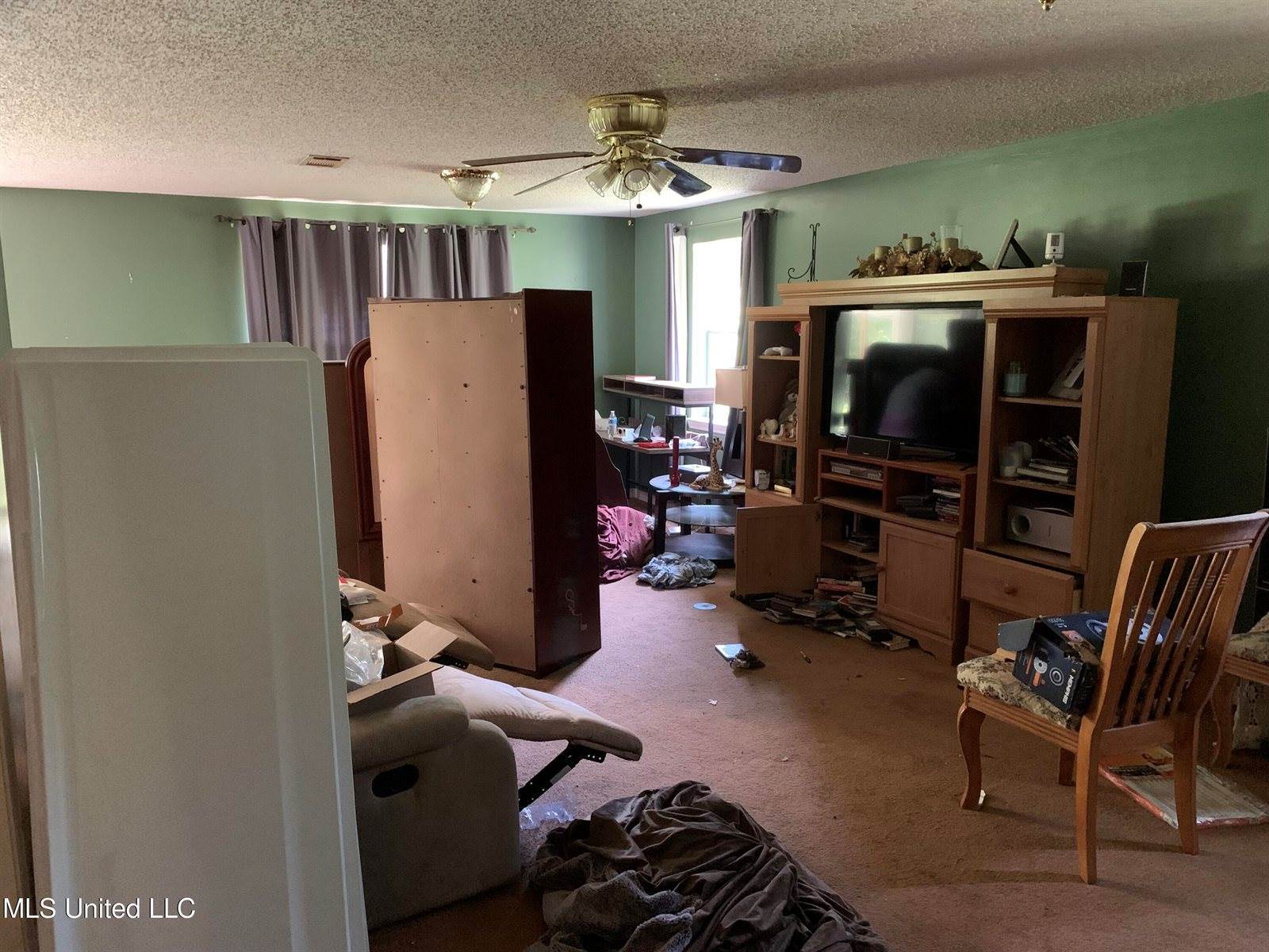 18004 West 3rd Street, Saucier, MS 39574