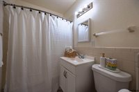 4117 N 60 Street, Omaha, NE 68104