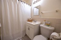 4117 N 60 Street, Omaha, NE 68104