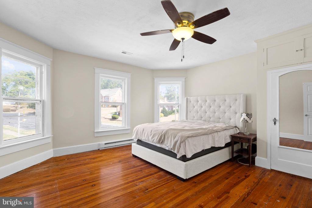 108 Luray Avenue, Front Royal, VA 22630