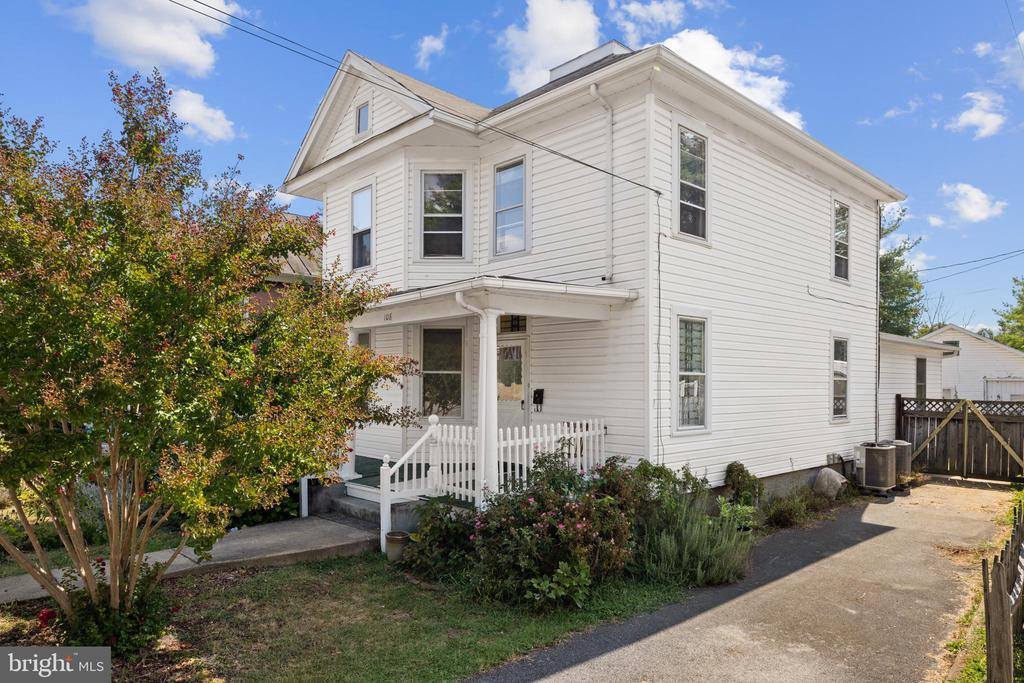 108 Luray Avenue, Front Royal, VA 22630