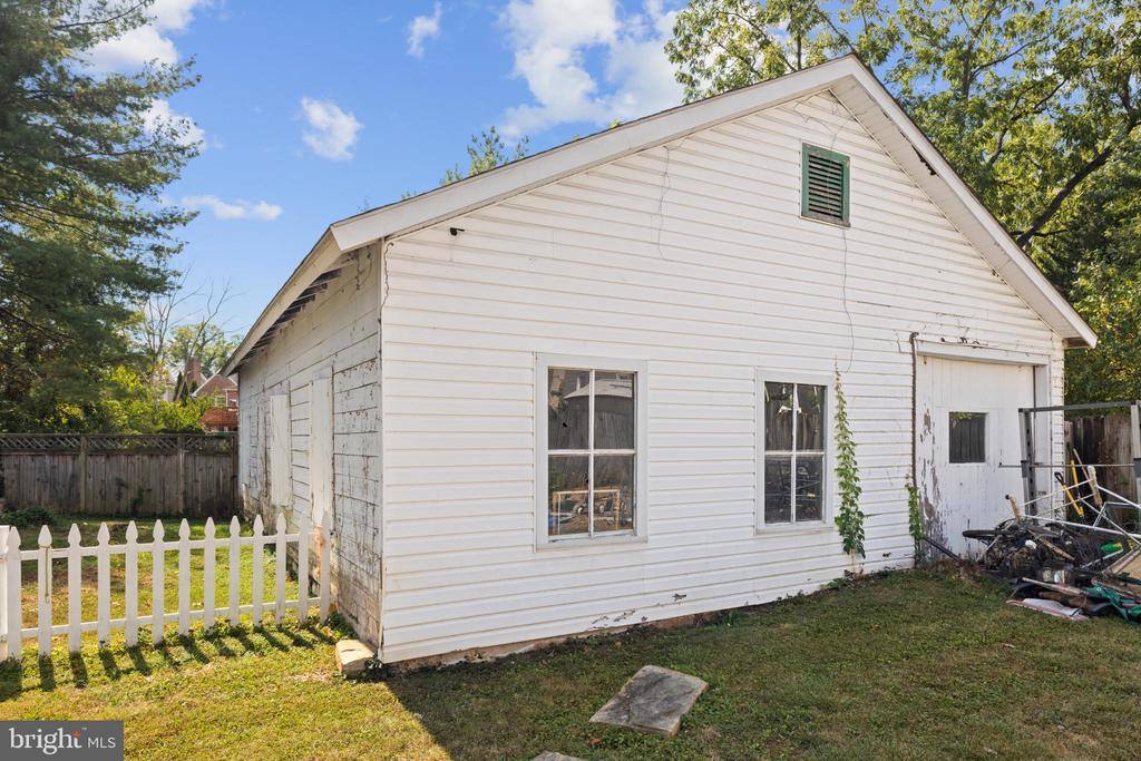 108 Luray Avenue, Front Royal, VA 22630