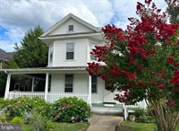 108 Luray Avenue, Front Royal, VA 22630