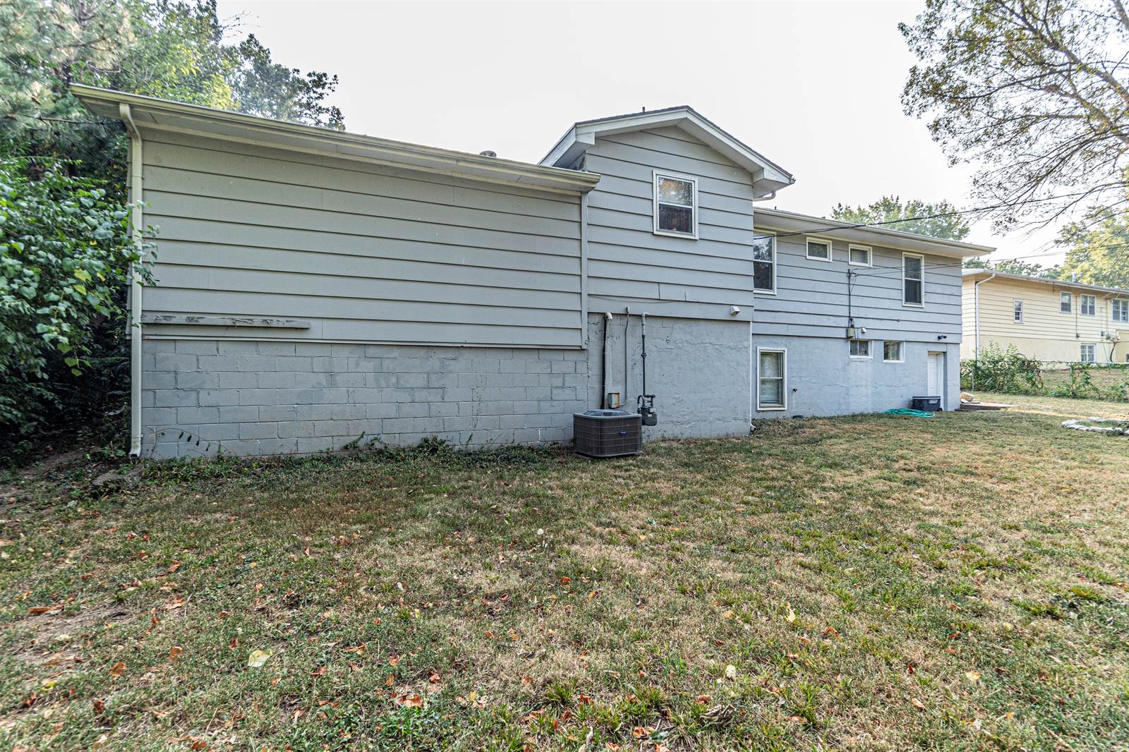 727 Canfield Drive, Manhattan, KS 66502