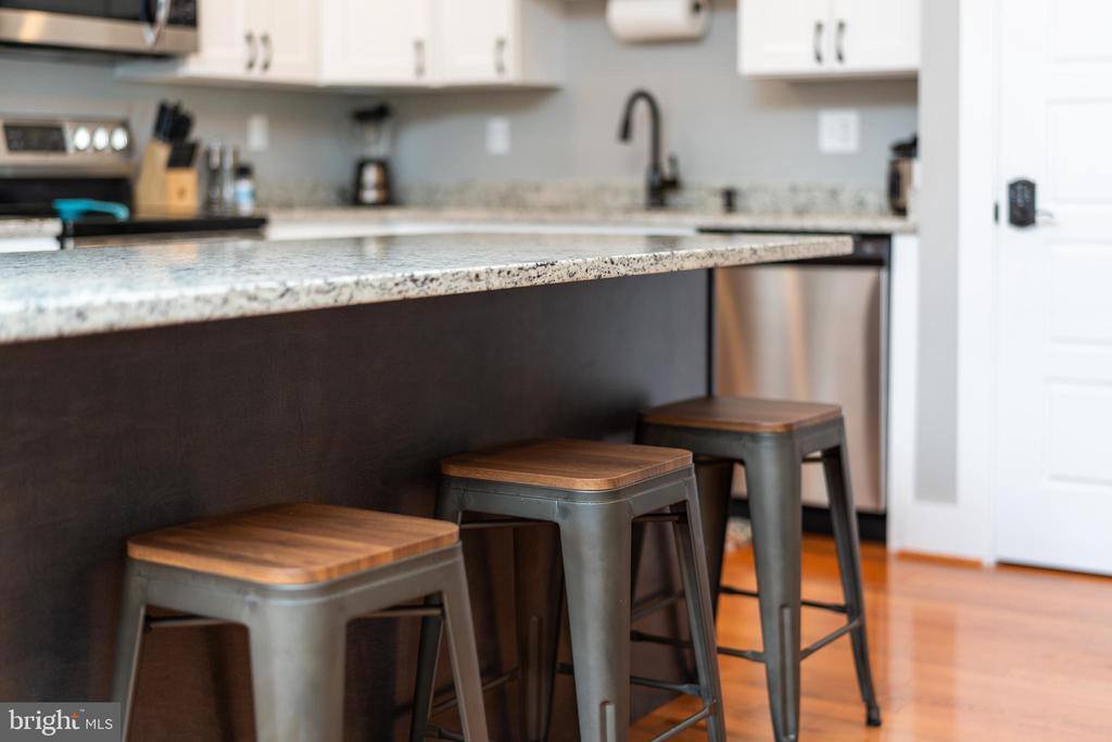 9242 Mcgaheysville, Mc Gaheysville, VA 22840