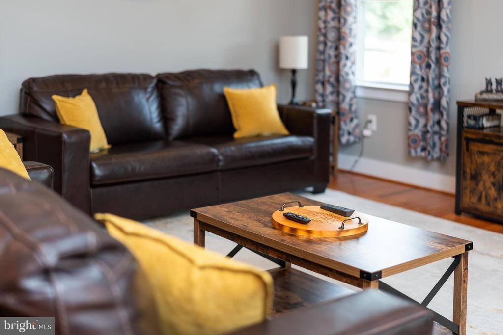 9242 Mcgaheysville, Mc Gaheysville, VA 22840