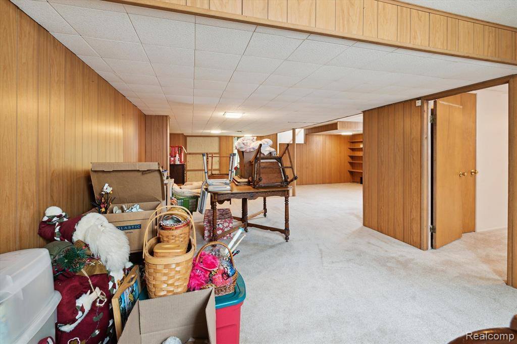 36711 Greenbush Road, Wayne, MI 48184