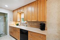 36711 Greenbush Road, Wayne, MI 48184