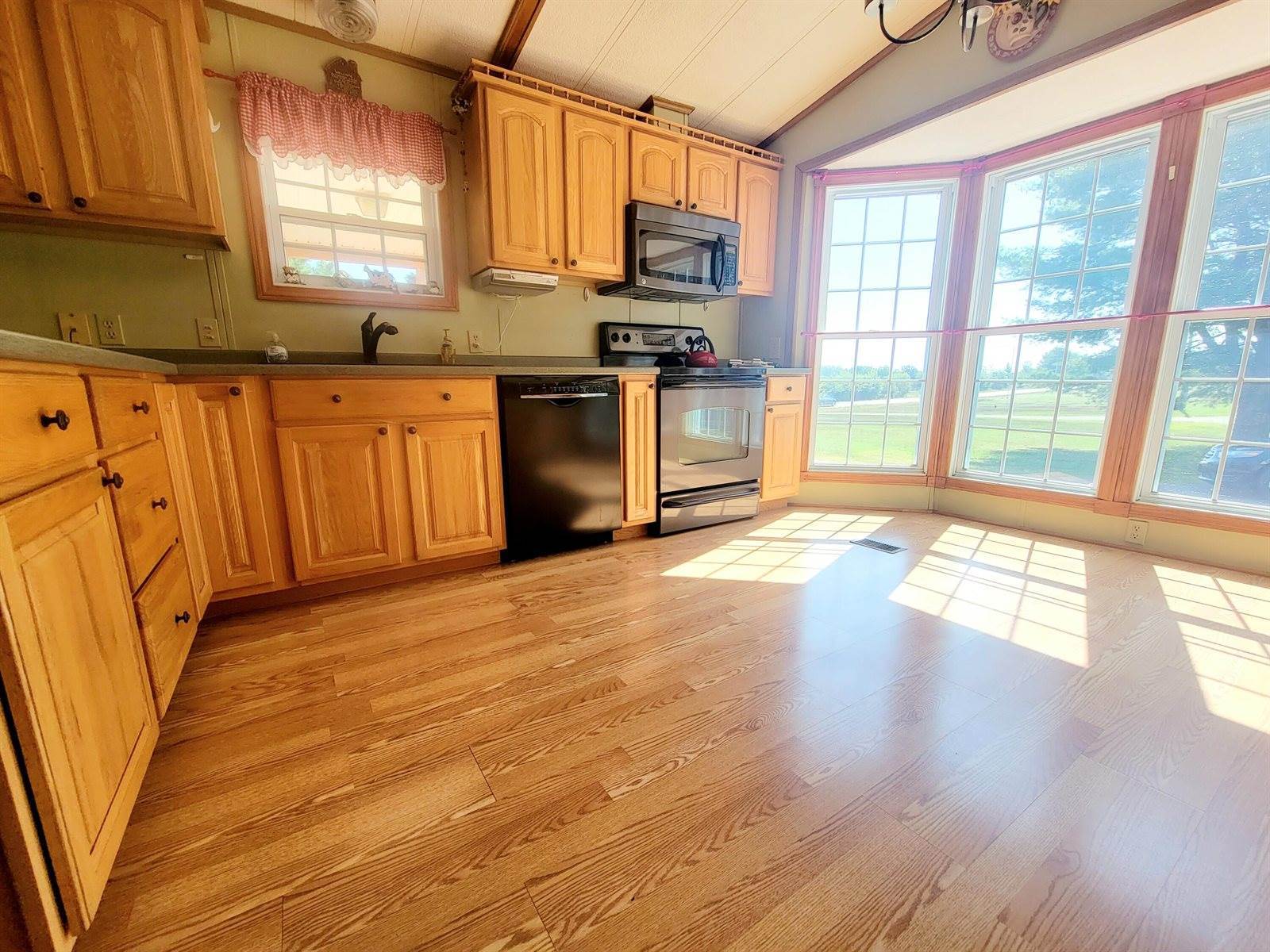 5416 Bennoch Road, Lagrange, ME 04453