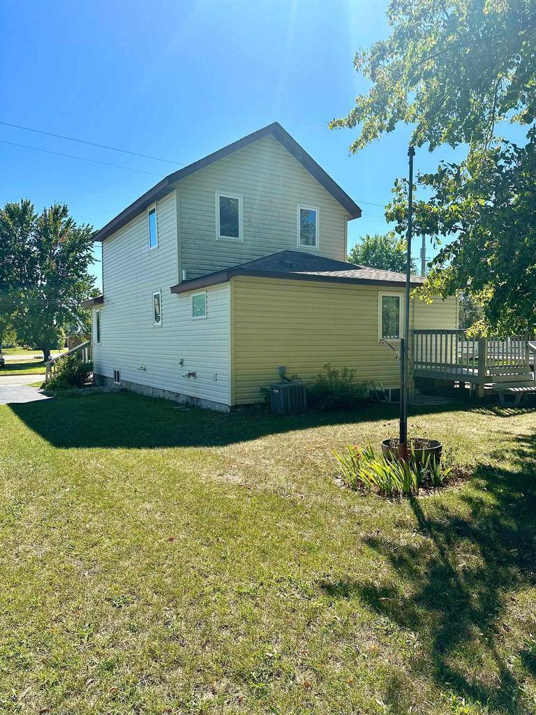 118822 E. North Street, Stratford, WI 54484