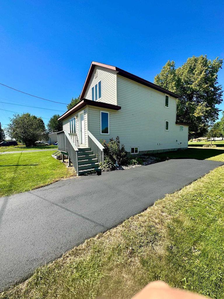 118822 E. North Street, Stratford, WI 54484