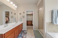 2717 Skinner Dr, Lorena, TX 76655