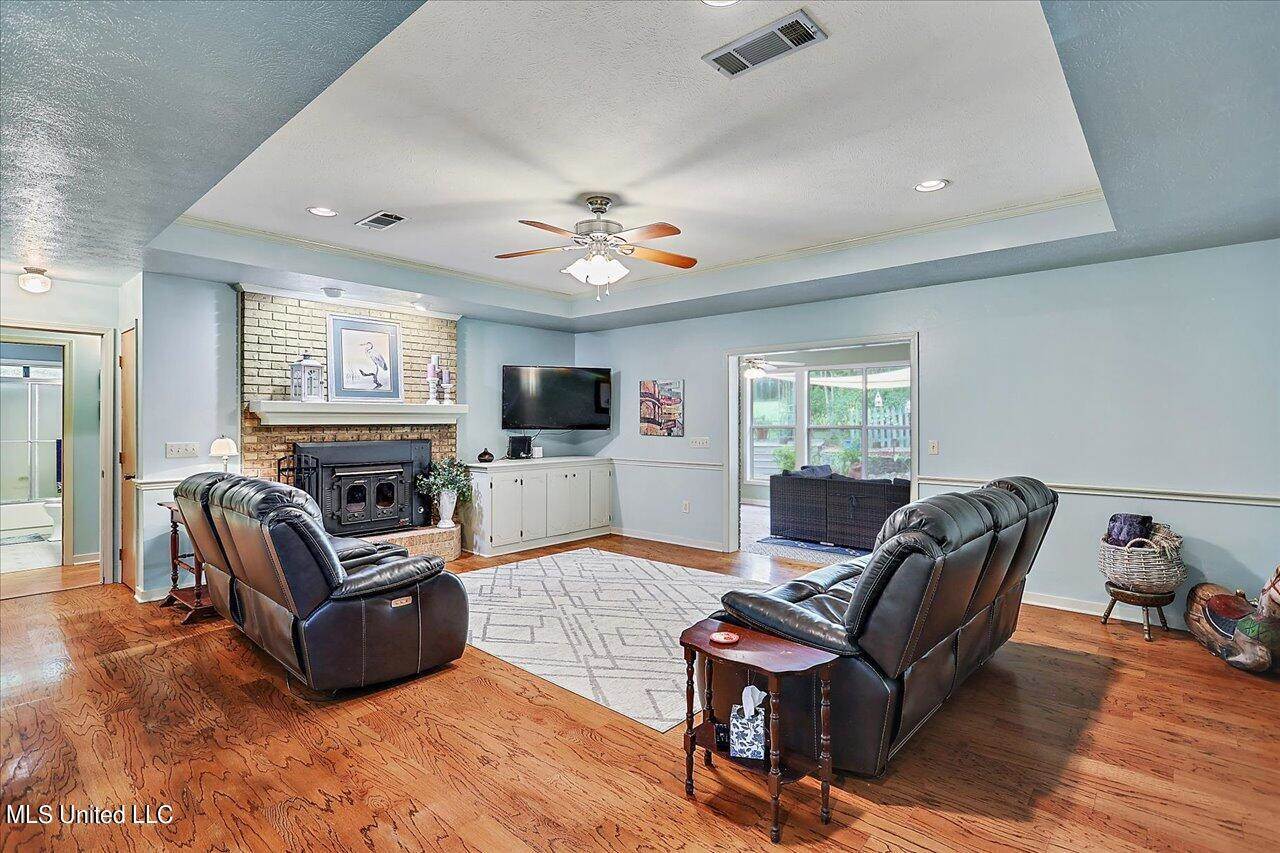 276 Springwood Drive, Terry, MS 39170