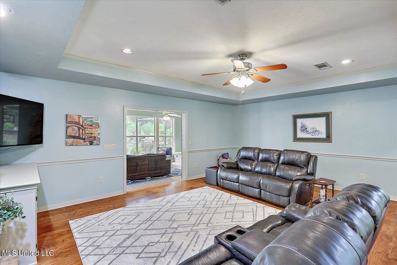 276 Springwood Drive, Terry, MS 39170