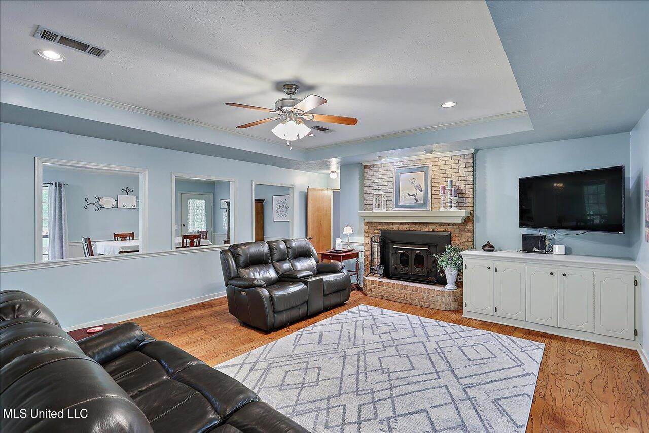 276 Springwood Drive, Terry, MS 39170