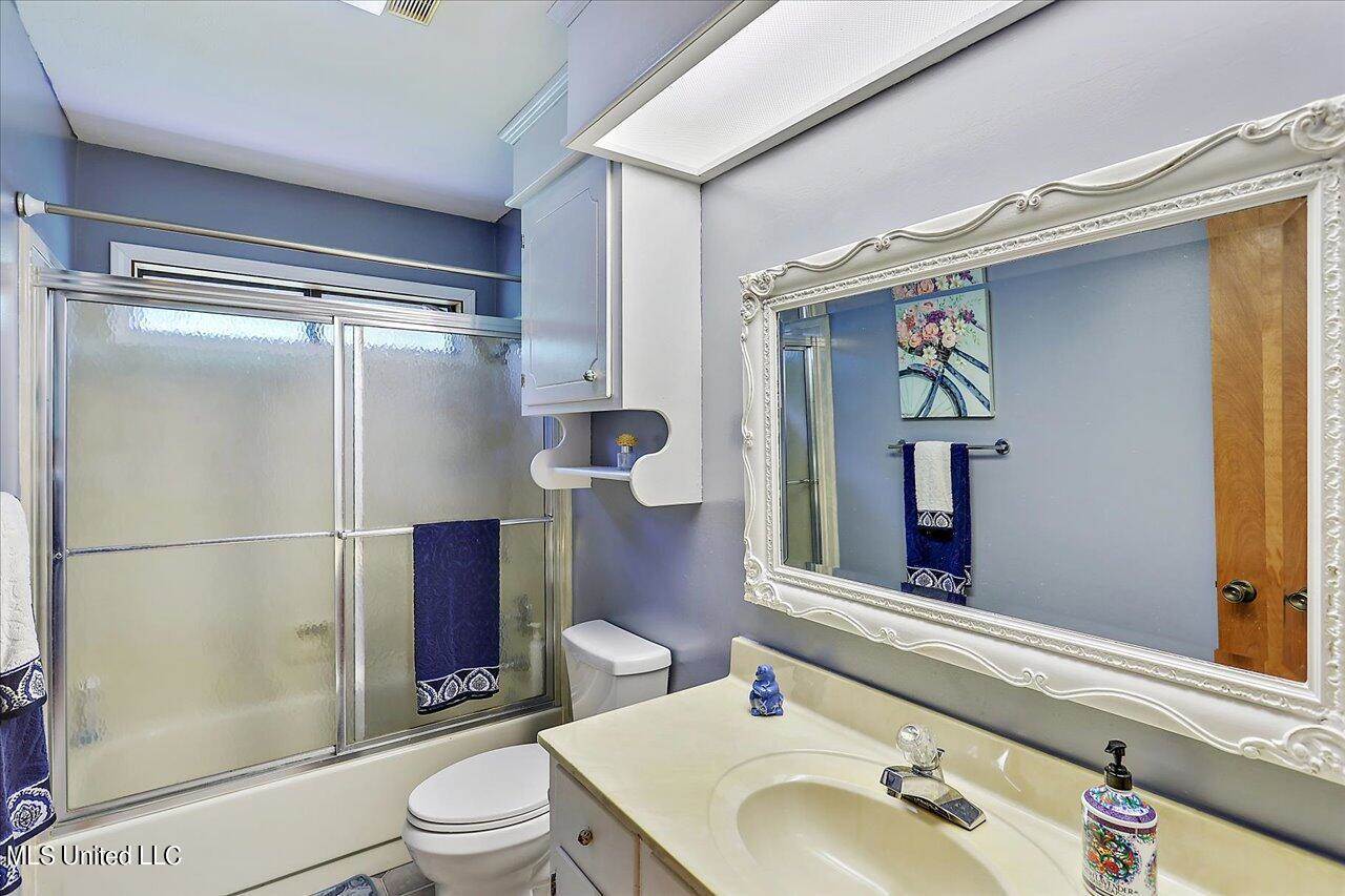 276 Springwood Drive, Terry, MS 39170