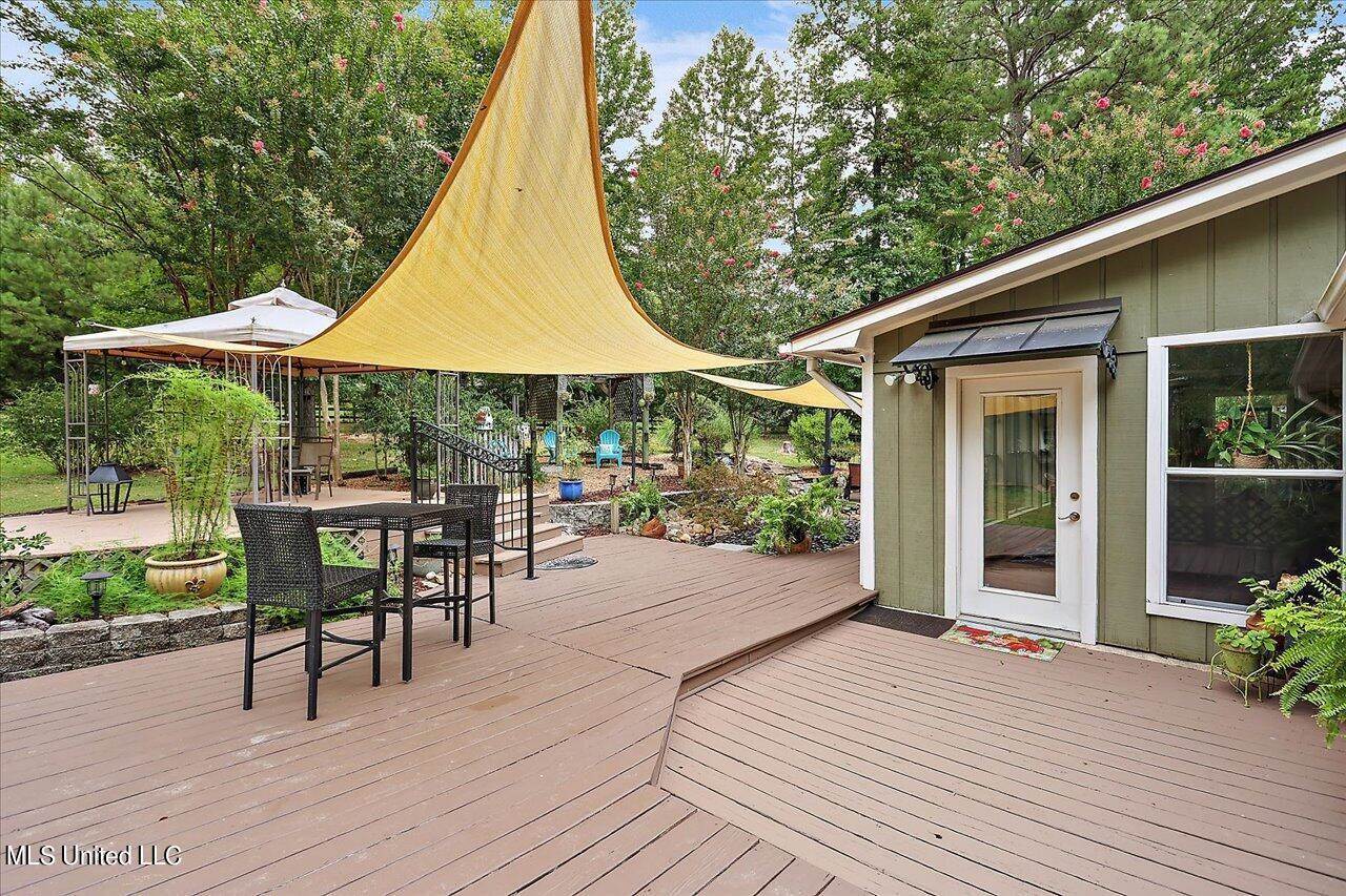 276 Springwood Drive, Terry, MS 39170