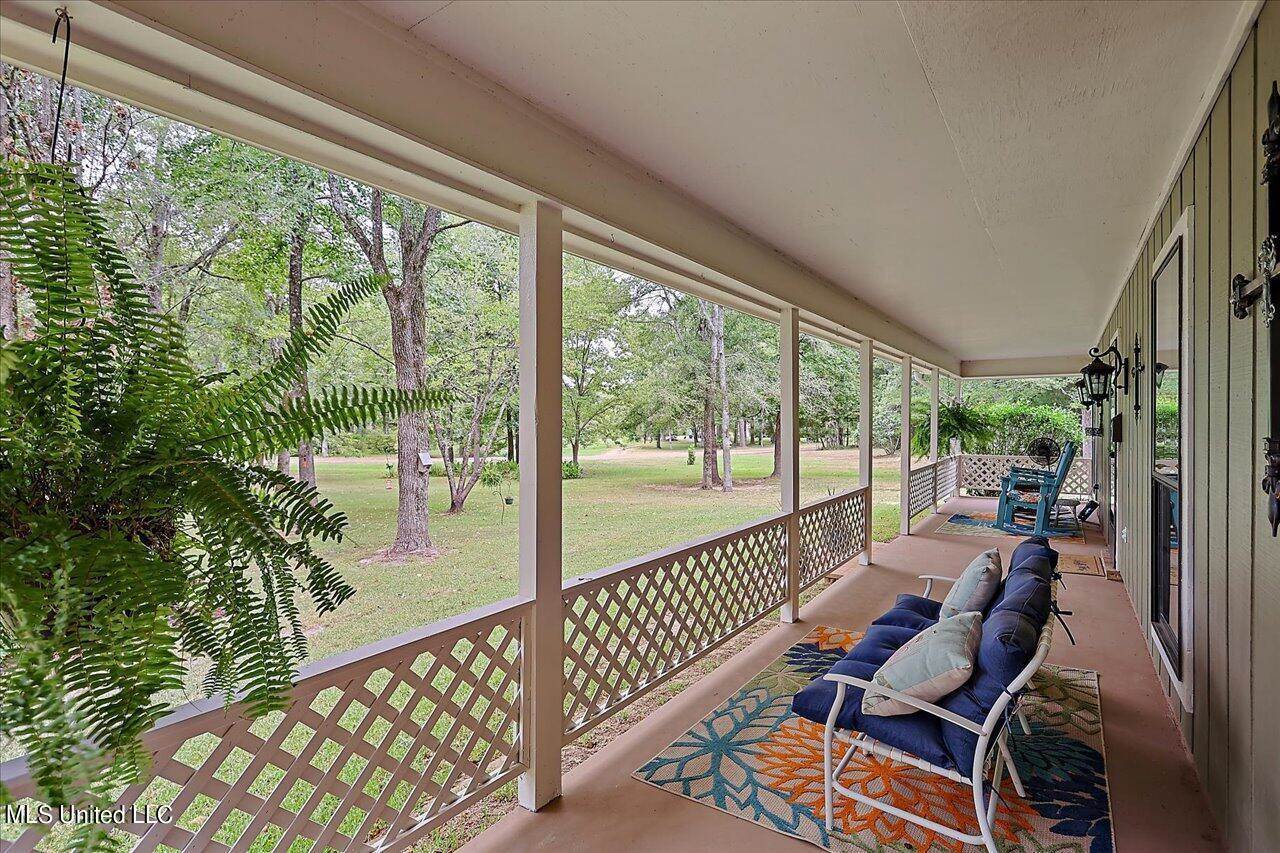 276 Springwood Drive, Terry, MS 39170