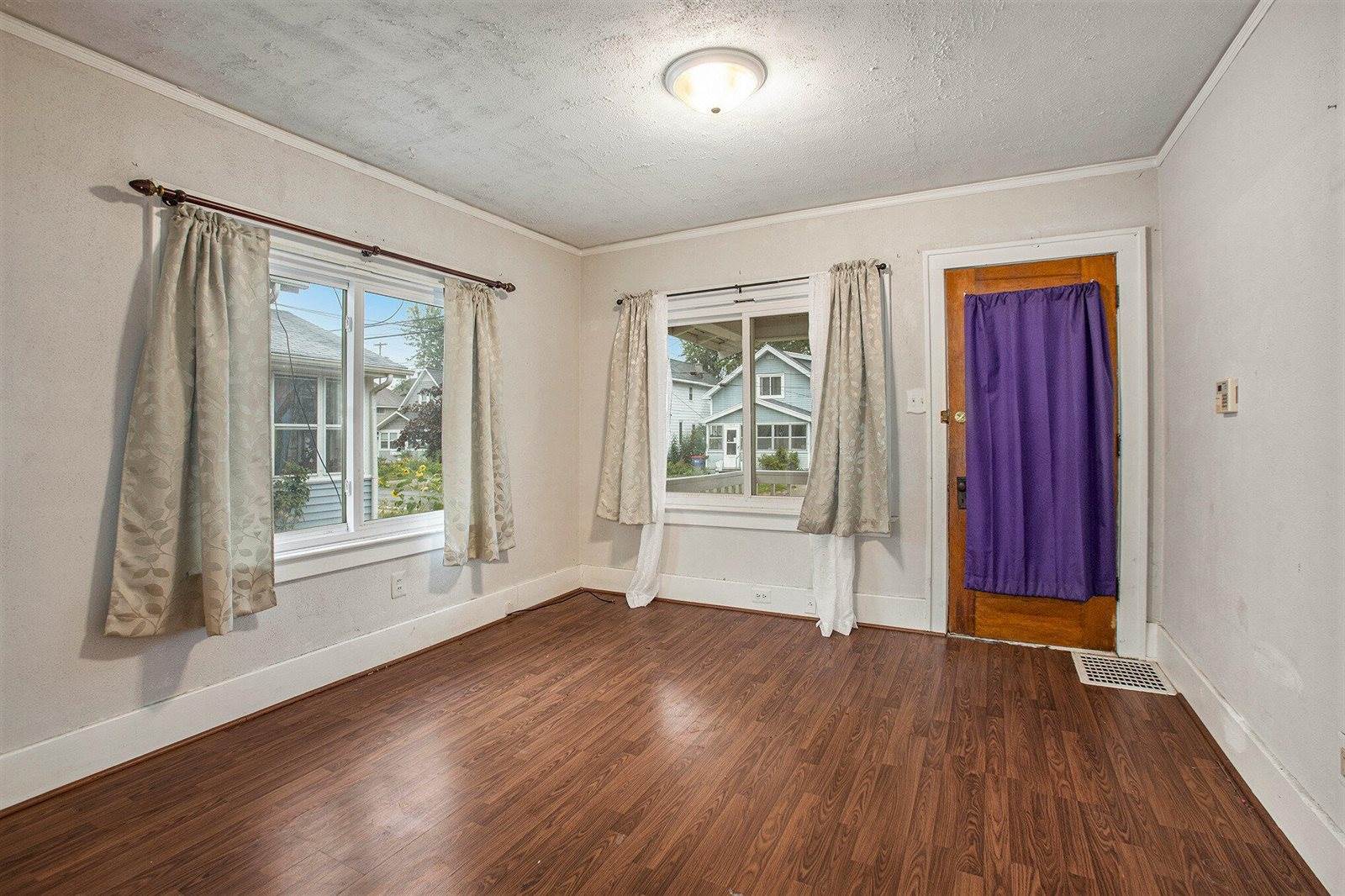 1021 Myrtle Street NW, Grand Rapids, MI 49504